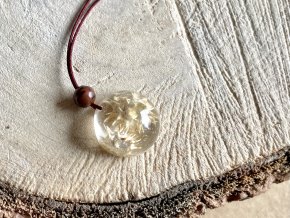 Pichlavý náhrdelník v polokuličce 14mm s korálkem mahagonového Obsidiánu