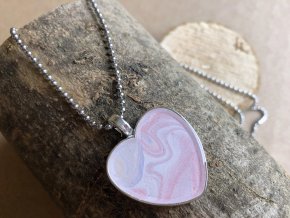 Stříbrný srdcový růžovo-fialovo-bílý náhrdelník FLOW