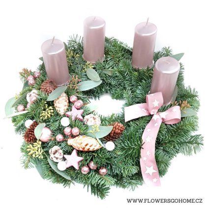 Adventní věnec pudrově růžový