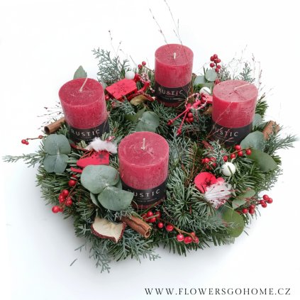 Adventní věnec rustikální svíčky červený