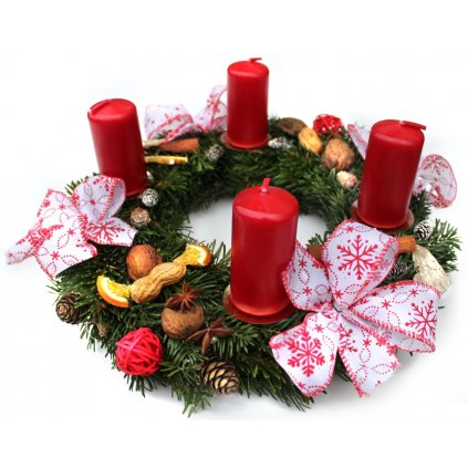 Červený adventní věnec