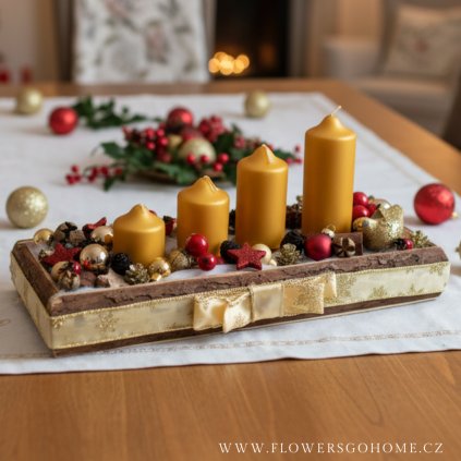 Adventní svícen medové svíčky