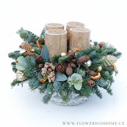 Vánoční svícen zlaté svíčky v keramické nádobě