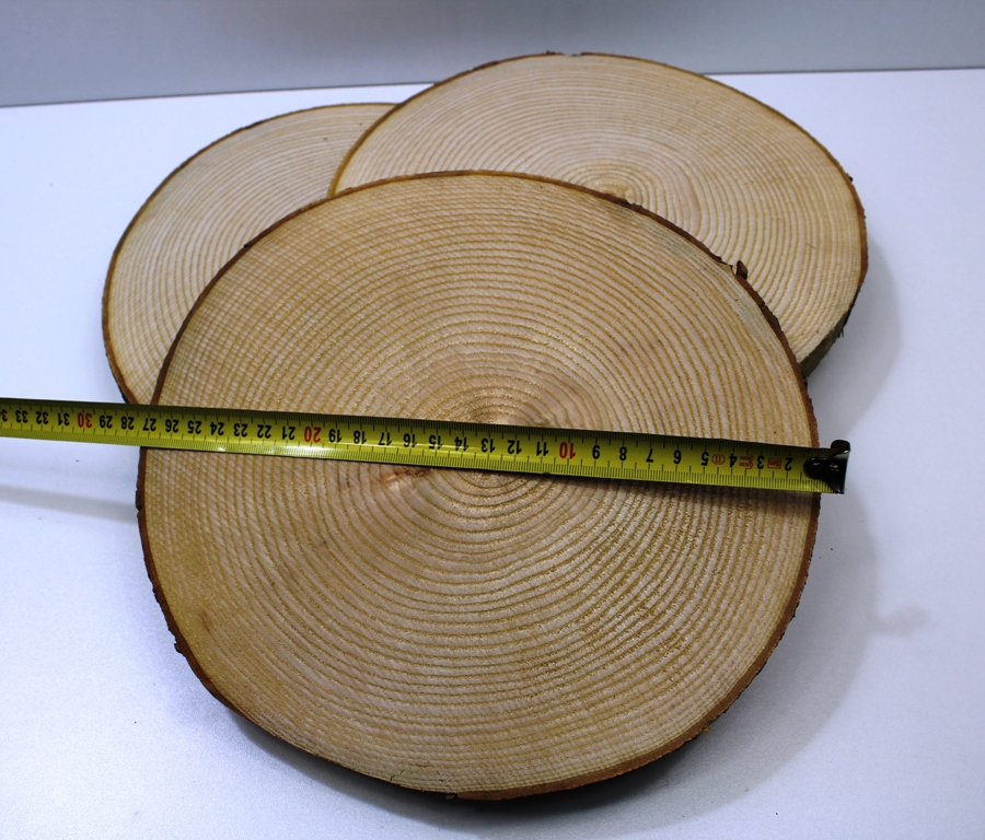 Dřevěný koláč z kulatiny Průměr: 26 cm