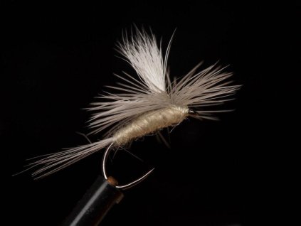 cream hendrickson parachute dry fly fse215