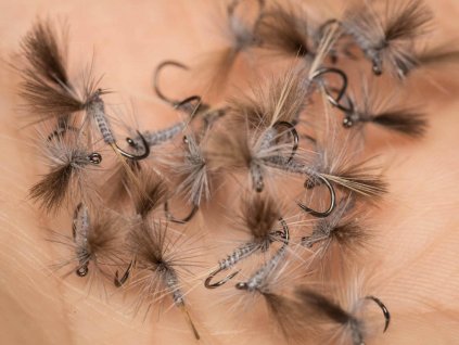 heron grey parachute dry fly dun fse311