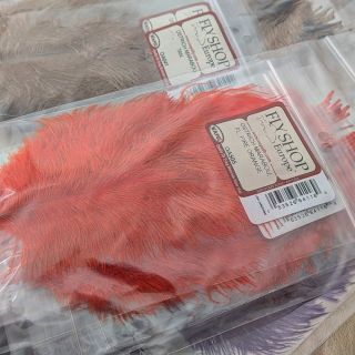 A few fly tying staples from Wapsi / UTC replenished 👍 Available online at flyshopeurope #flytying #flyshopeurope...