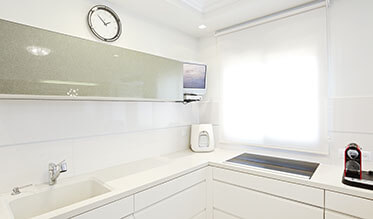 Ako na to, aby vaše látkové rolety krásne voňali aj po niekoľkých rokoch používania v kuchyni