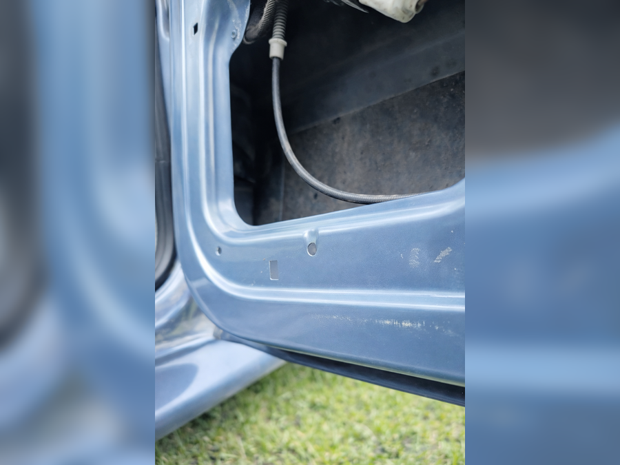 Čistý podklad připravený pro instalaci nové fólie