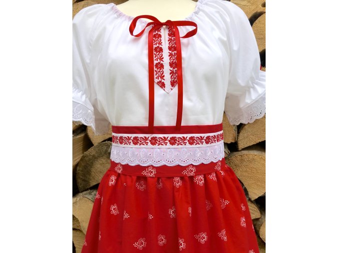 Folklórny opasok červený