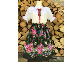 Dámsky folklórny komplet kvety na čiernej