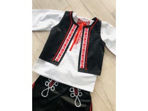 Folklórna vestička čierna (bielo-červené zdobenie)
