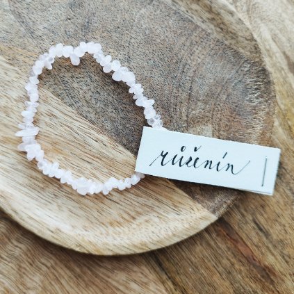 Růženínový náramek