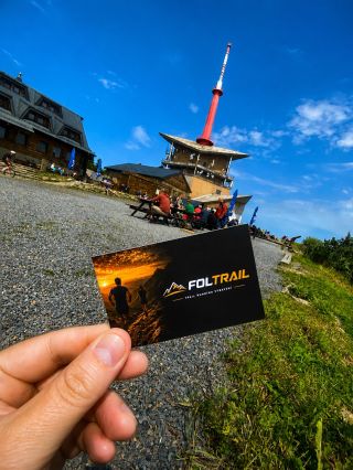 Poslušně hlásím, že máme otevřeno⛰️ Obchod je nyní online! Tak si utíkej něco koupit, neboj, je to z kopce 😀 👉 foltrail.cz...