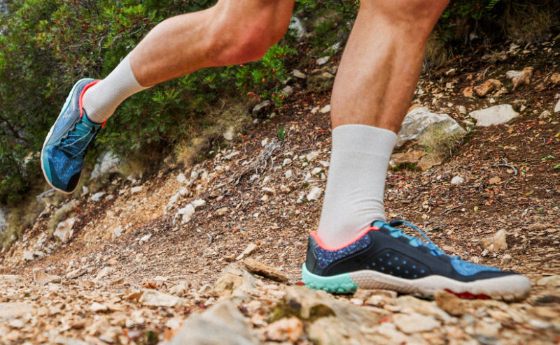 Running without shoes and in barefoot shoes