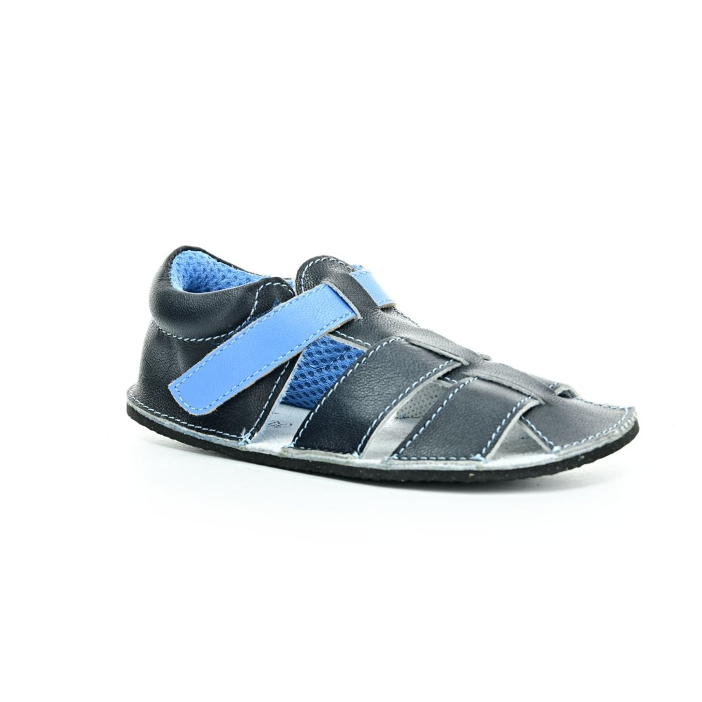 Barefoot Sandals for Sailors: The Ultimate Onboard Footwear