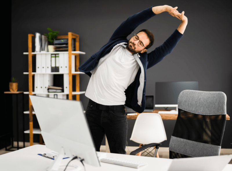 Dehnübungen im Büro