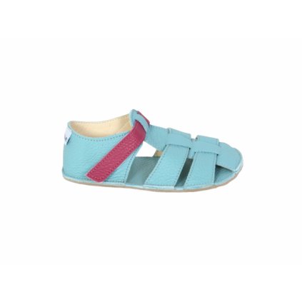 Sandalen Baby nackt