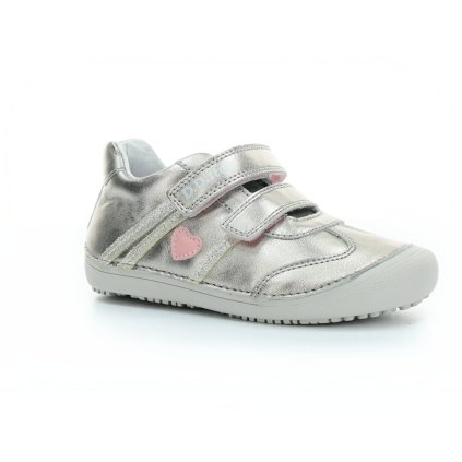 Silberne Kinderschuhe