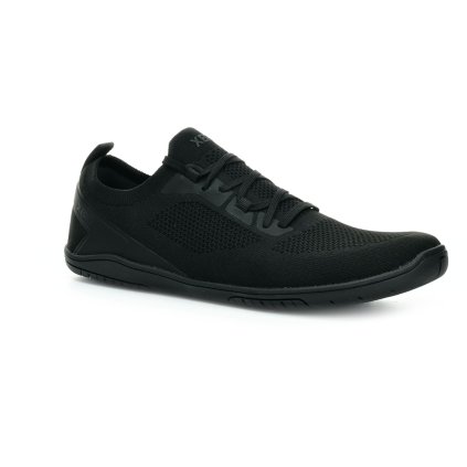 schwarze turnschuhe