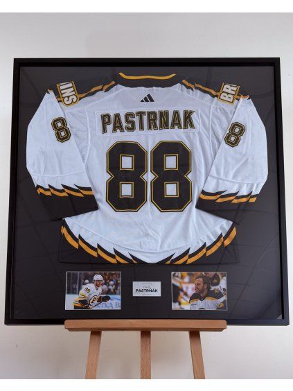2836 david pastrnak podepsany dres