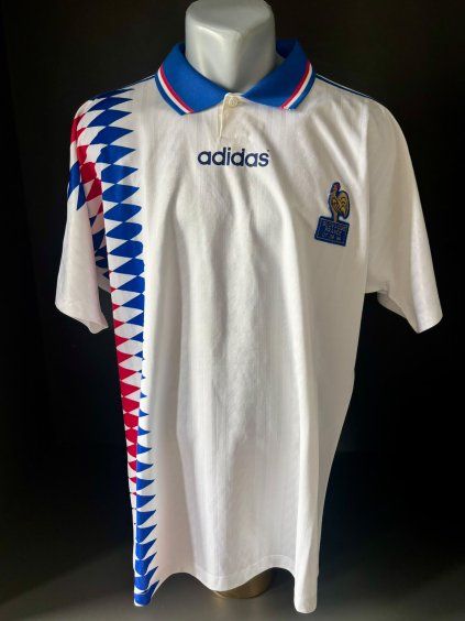 hipp karembeu francie 1994 03
