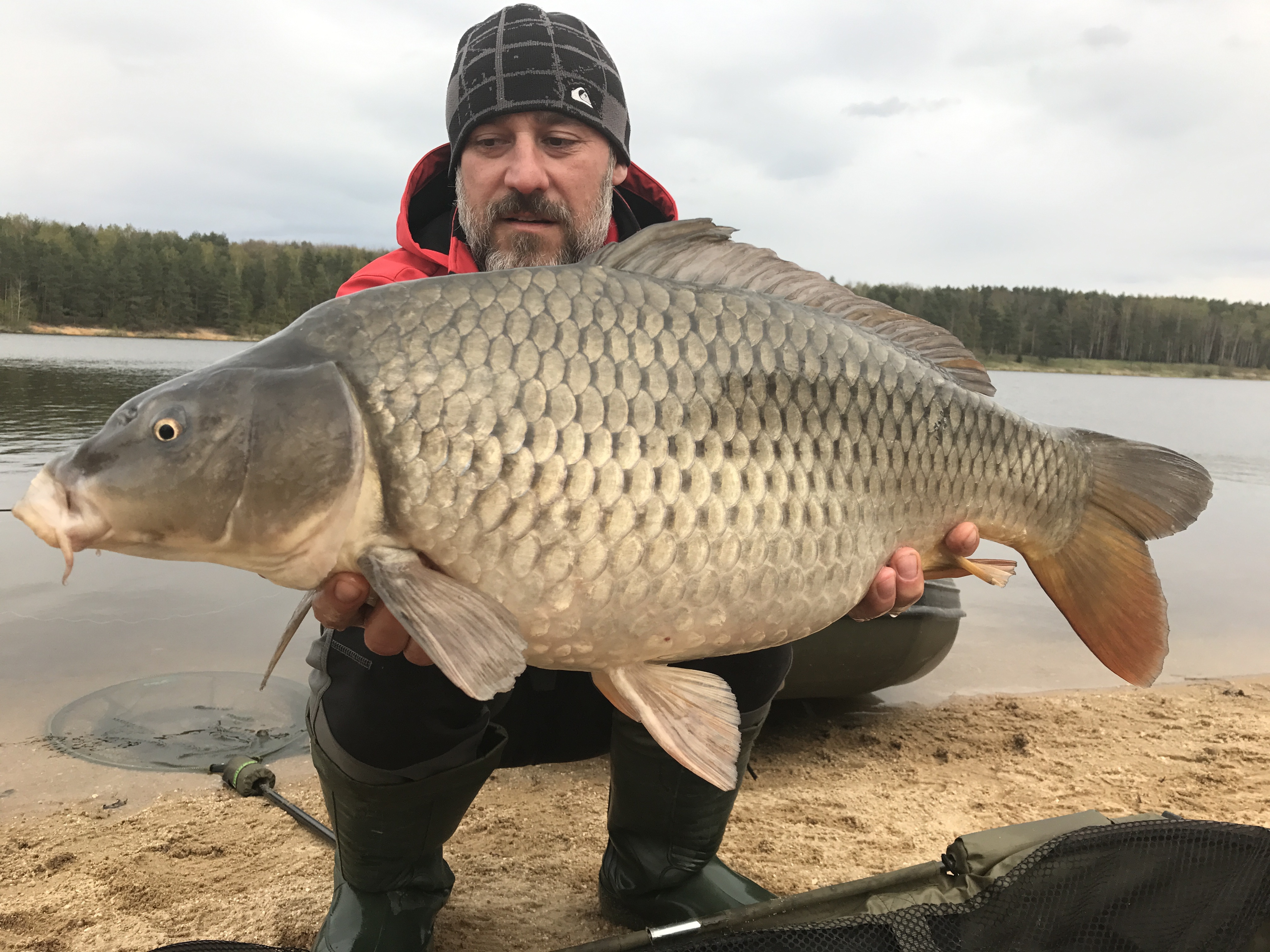 Jarní lov kaprů na svazové pískovně
