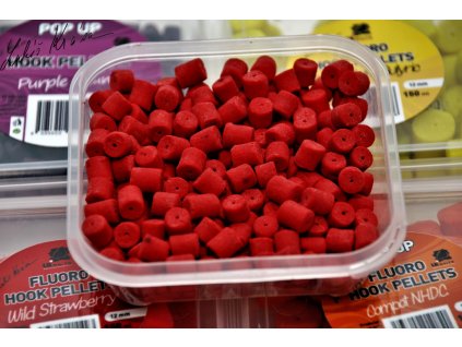 LK Baits Fluoro POP-UP Hook Pellets Wild Strawberry 150ml, 8mm + Sleva 10% za registraci