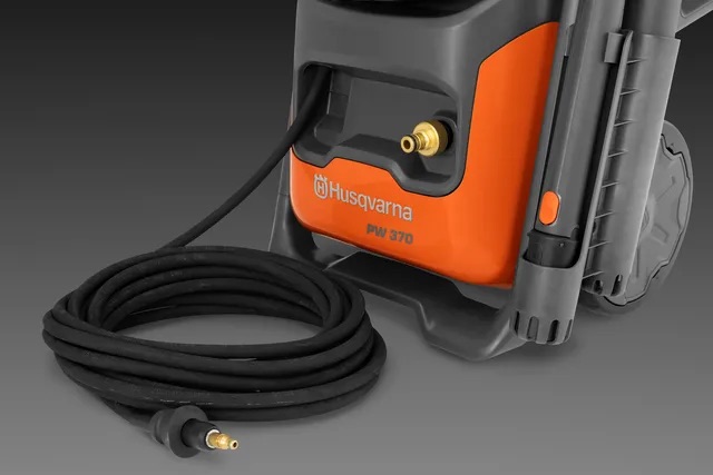 pruzna-hadice-steelflex