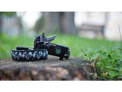 Paracord náramok prežitia s nožom snow camo 001