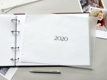 Prokladové listy s potiskem letopočtu