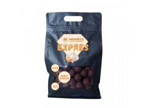 Chytací boilies E3 Pikantní česnek