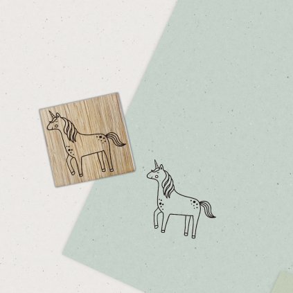 razitko jednorozec formace