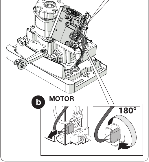 Otočenie konektora MOTOR o 180 stupňov pri montáži ROBO1000 vľavo