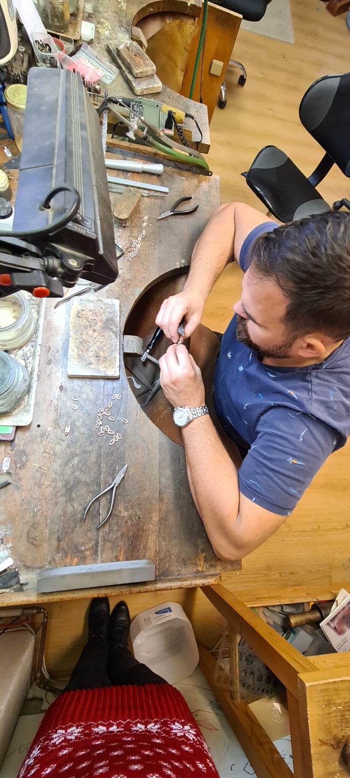 Originálne zlaté šperky sú populárne