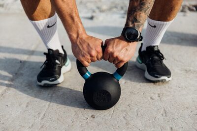 10 dôvodov, prečo zaradiť kettlebell do domáceho tréningu