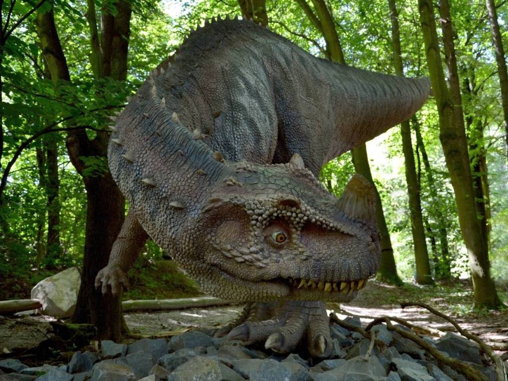 Ceratosaurus v dinoparku Vyškov