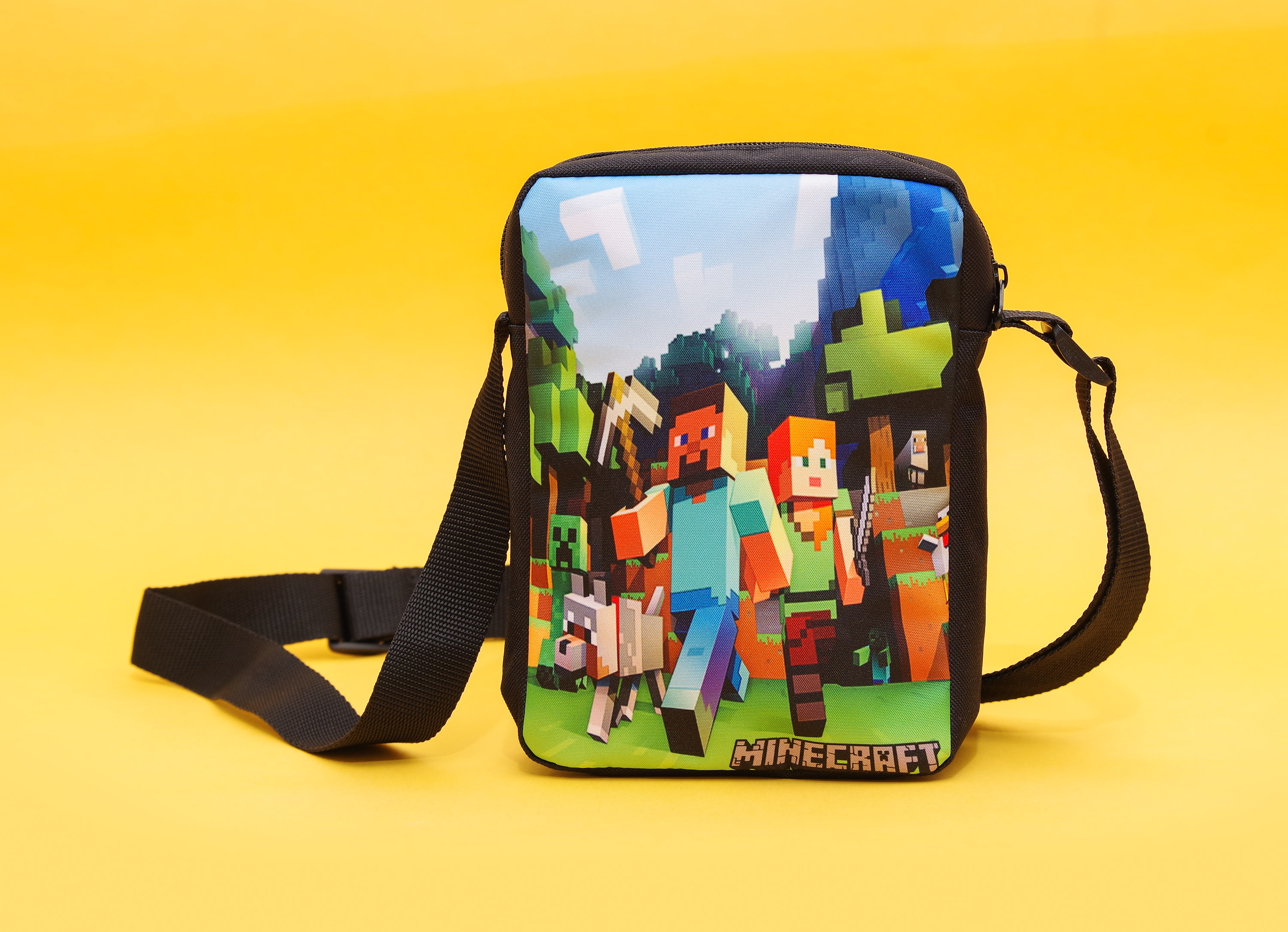 Crossbody Minecraft přes rameno