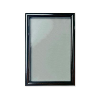 Plastik stříbrný proužek