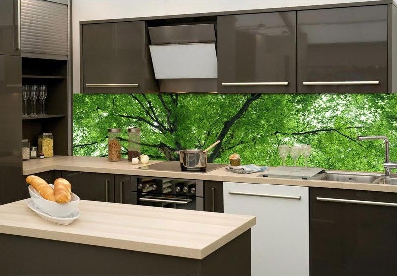 Lepení samolepicích fototapet