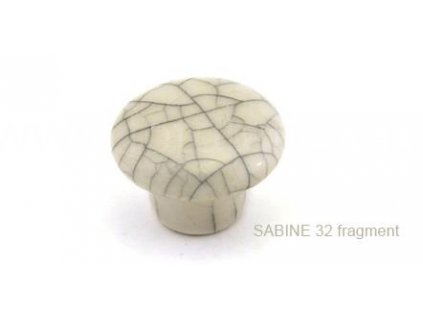 porcelánový knopek ELISA 38, SABINE 32 fragment