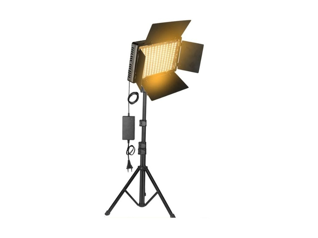 1x LED Svetlo Panel + Statív 200 cm