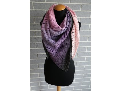 Háčkovaný šátek