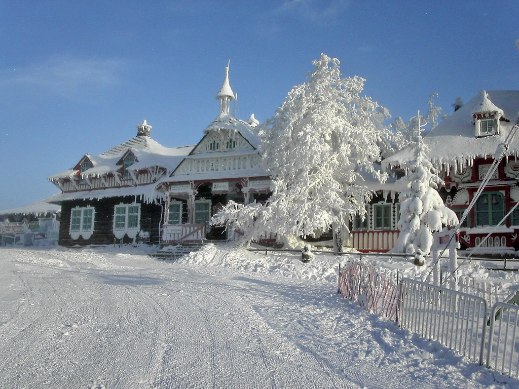 Objevte kouzlo Pusteven: Historie, architektura a nezapomenutelná cesta na vrchol