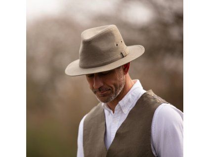 Gleno hat khaki model