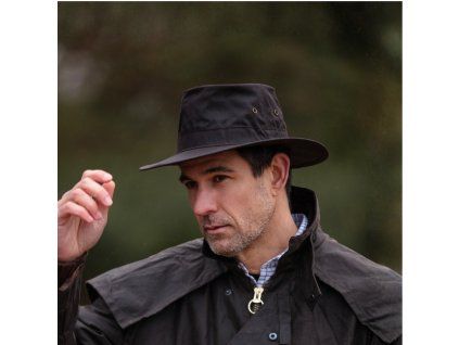 Wax Stourbridge Hat Brown Model Shot