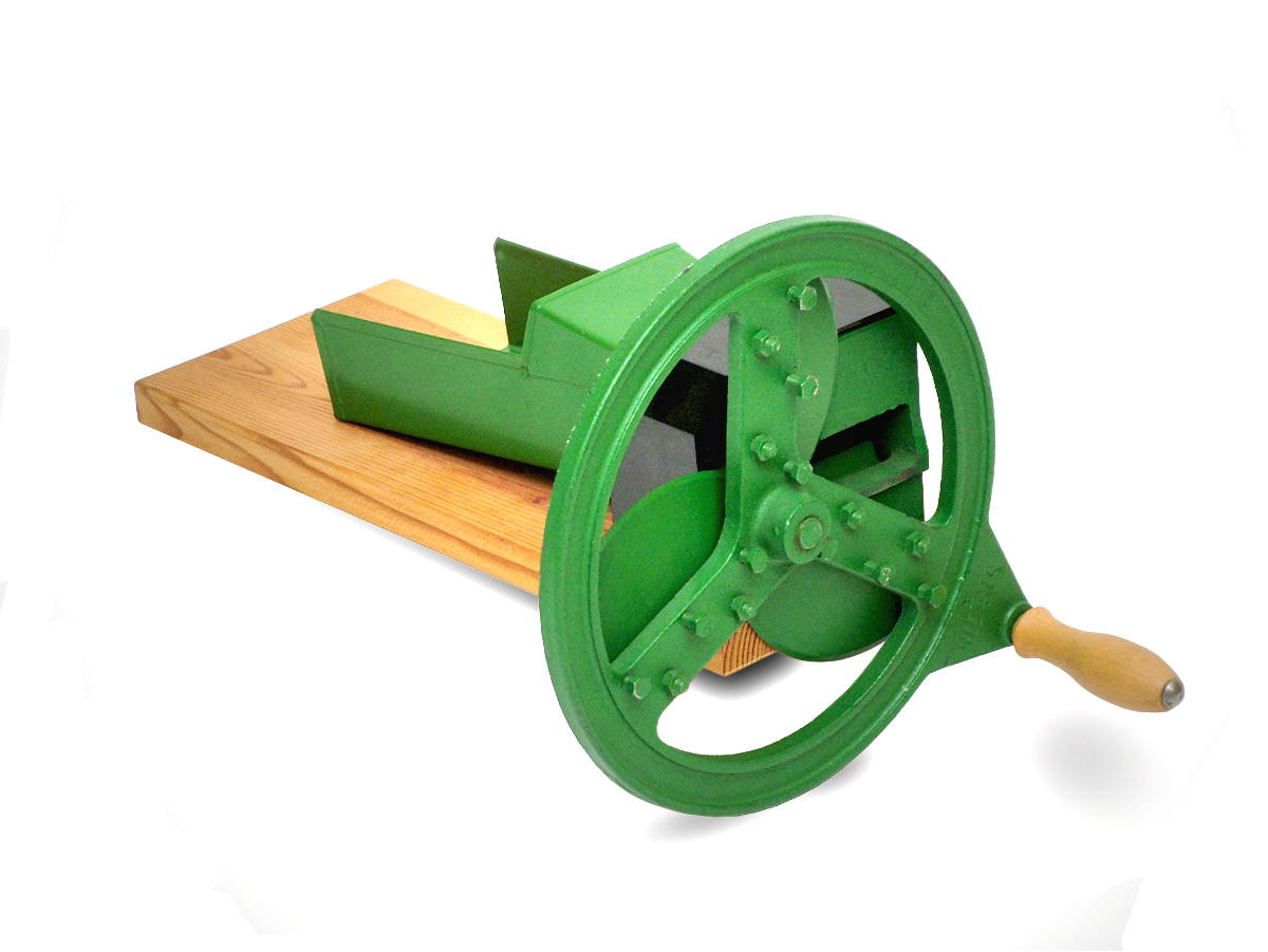 řezačka na kopřivy