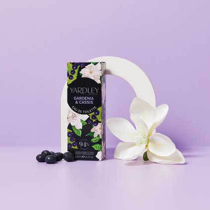 Gardenia & Cassis bottle + carton UPR