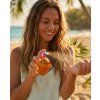 75196 7 20260411 203250 132154 ref editorial product usage spray shot with