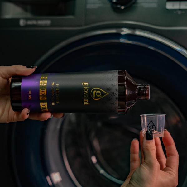 Olio profumato per bucato Giovani Obsession Violet
